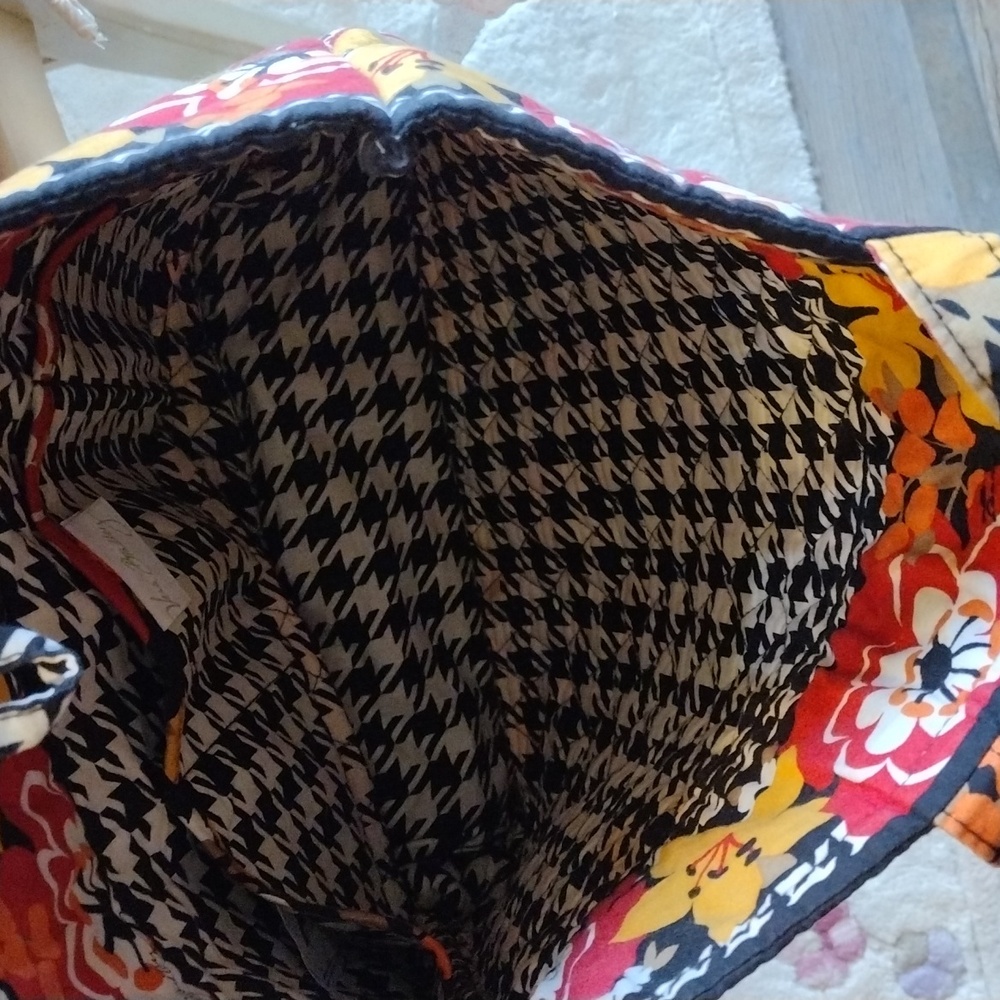 Vera Bradley Bittersweet Pattern Large Tote - Picture 4 of 7